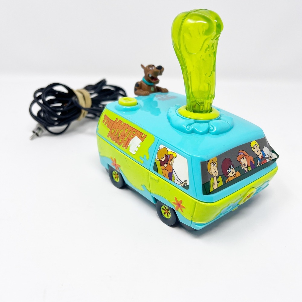 Jakks Pacific Scooby Doo Play 5 Video Games Plug & Play TV Game System 2006